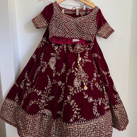 Sabyasachi-Inspired Burgundy Bridal Lengha – Never Worn!!